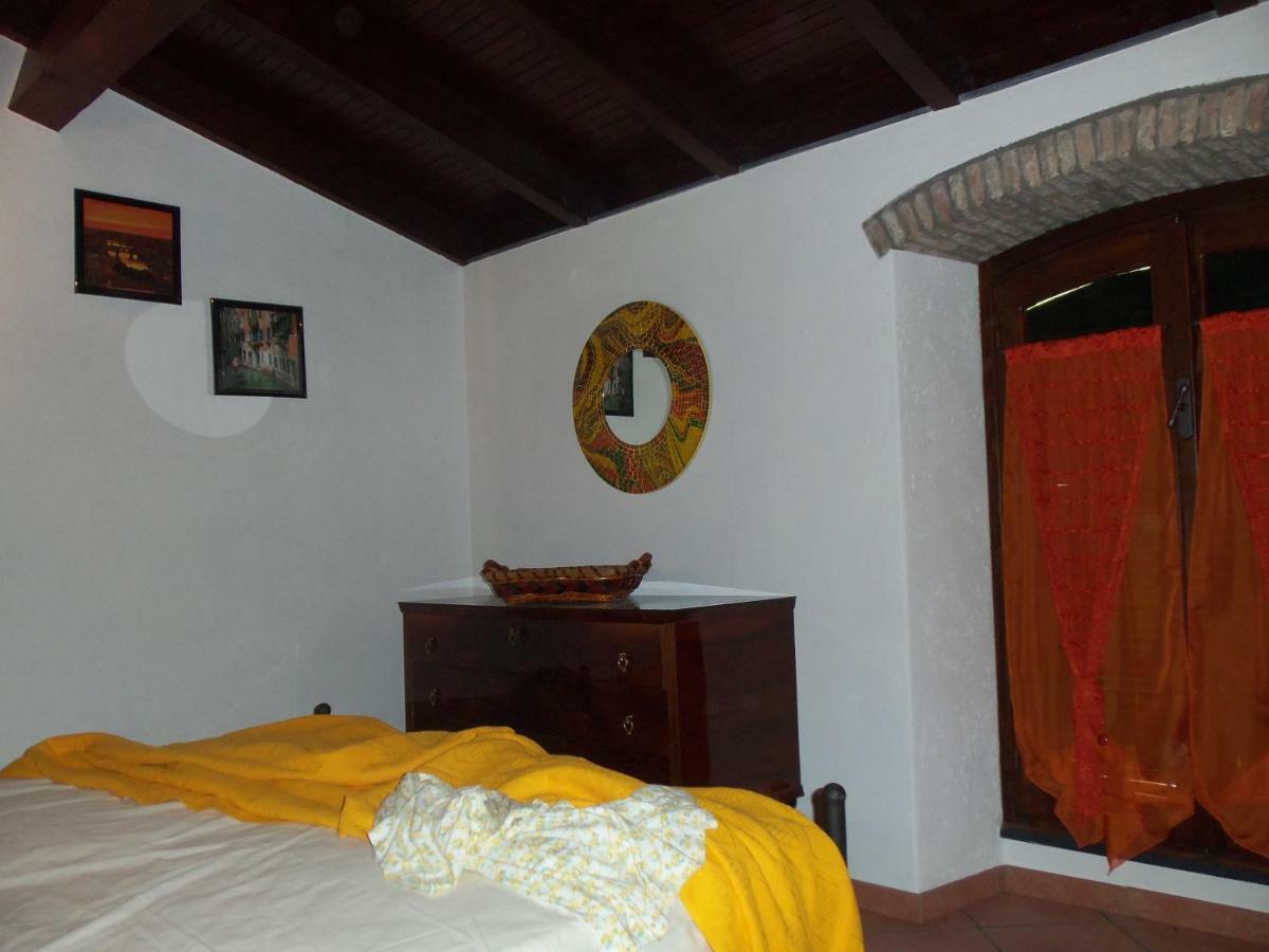 Villa Agriturismo A Veggia Vigna à Garlenda Extérieur photo